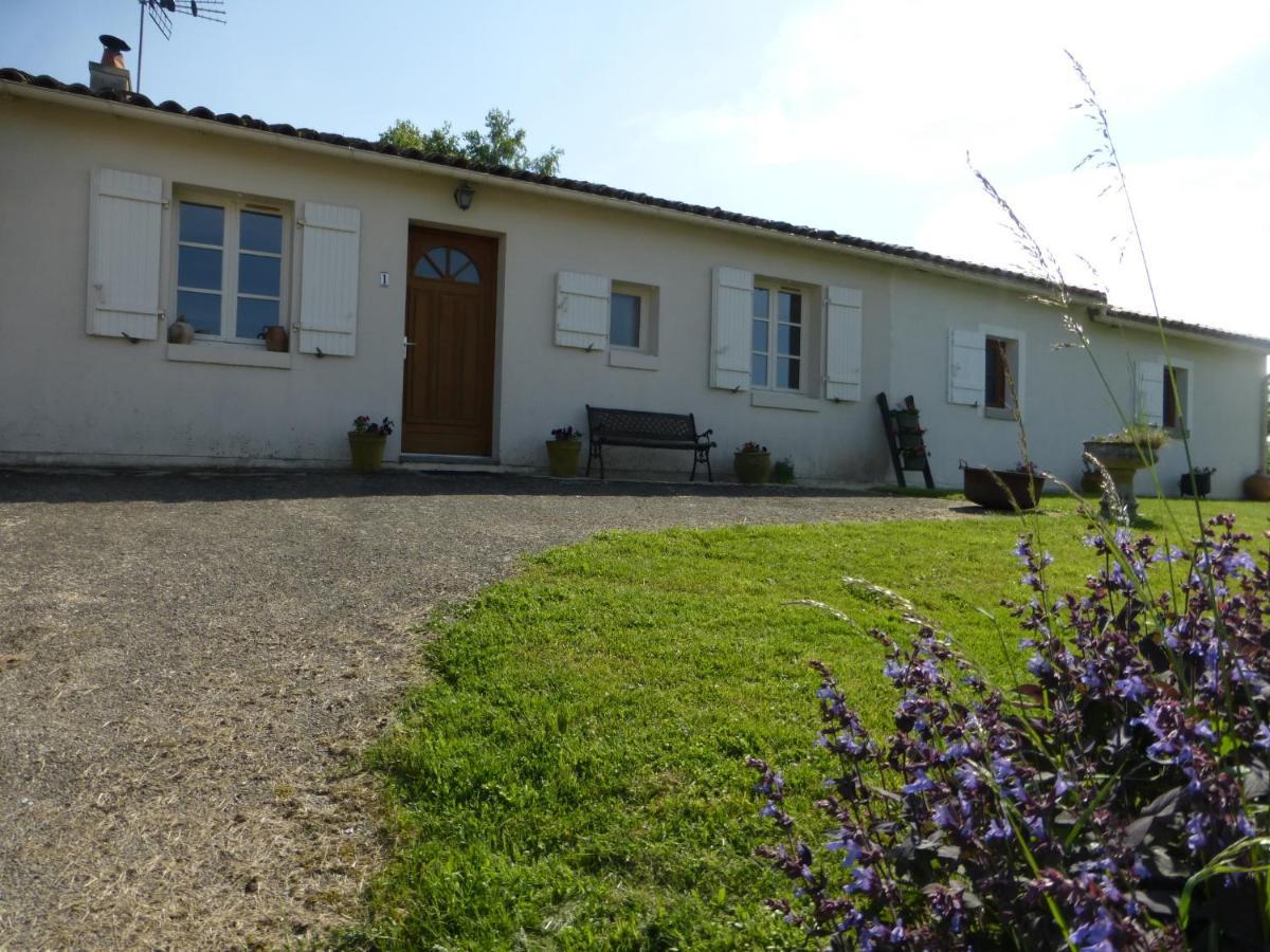 Chez Kate Bed & Breakfast Charroux  Ngoại thất bức ảnh